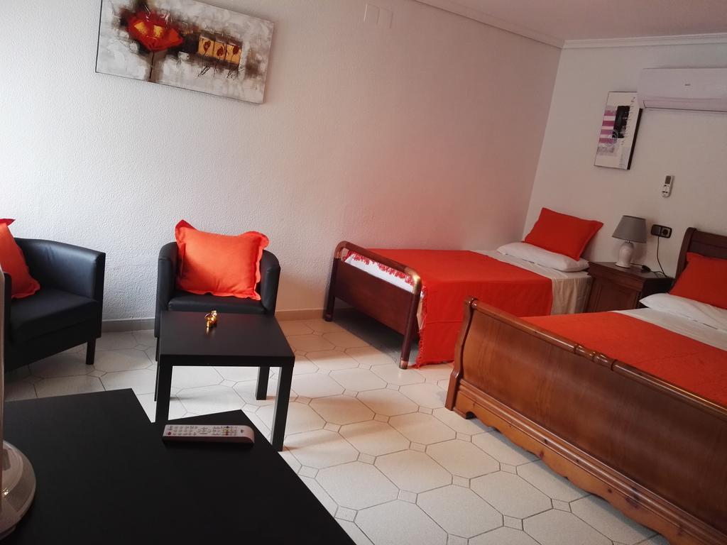 Solpark Tenis Sl Pension Морайра Экстерьер фото