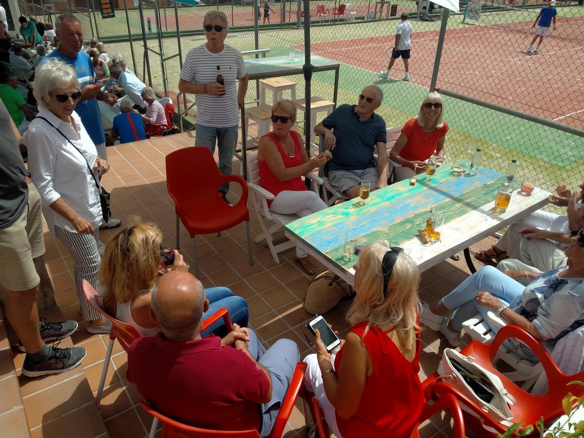 Solpark Tenis Sl Pension Морайра Экстерьер фото